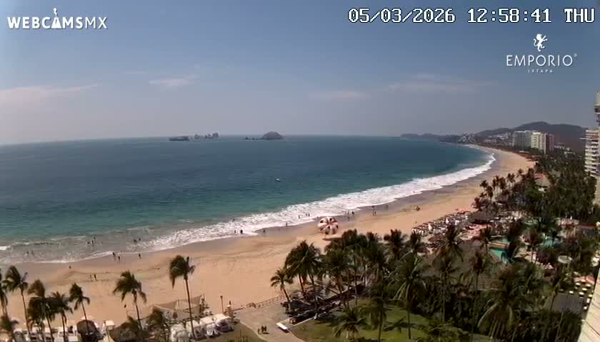 Ixtapa Zihuatanejo, Playa Thalia Beach live Cam - Zihuatanejo de Azueta, Guerrero, Mexico