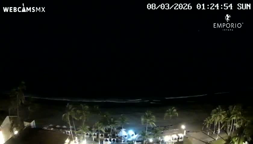 Ixtapa Zihuatanejo, Playa Thalia Beach live Cam - Zihuatanejo de Azueta, Guerrero, Mexico