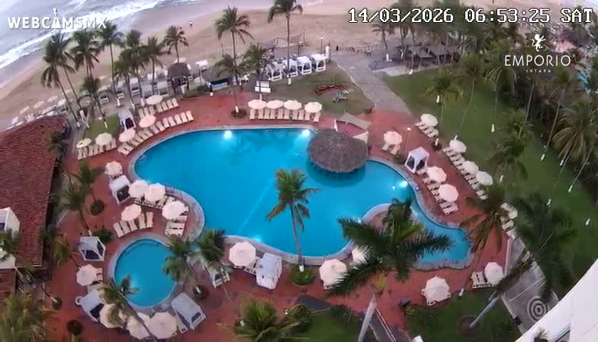 Ixtapa Zihuatanejo, Playa Thalia Beach live Cam - Zihuatanejo de Azueta, Guerrero, Mexico