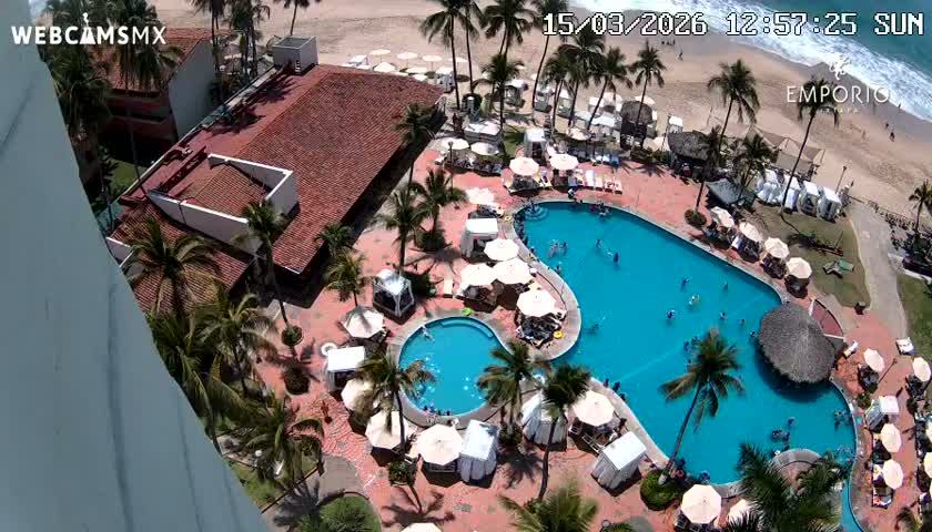 Ixtapa Zihuatanejo, Playa Thalia Beach live Cam - Zihuatanejo de Azueta, Guerrero, Mexico