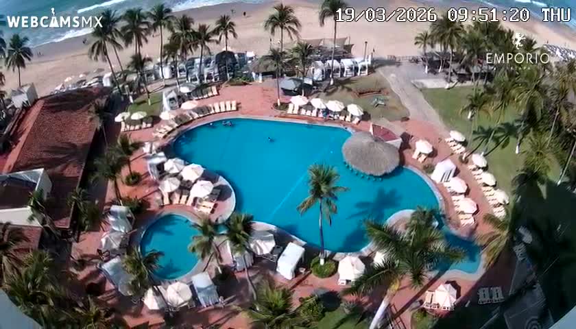 Ixtapa Zihuatanejo, Playa Thalia Beach live Cam - Zihuatanejo de Azueta, Guerrero, Mexico