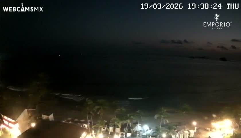 Ixtapa Zihuatanejo, Playa Thalia Beach live Cam - Zihuatanejo de Azueta, Guerrero, Mexico