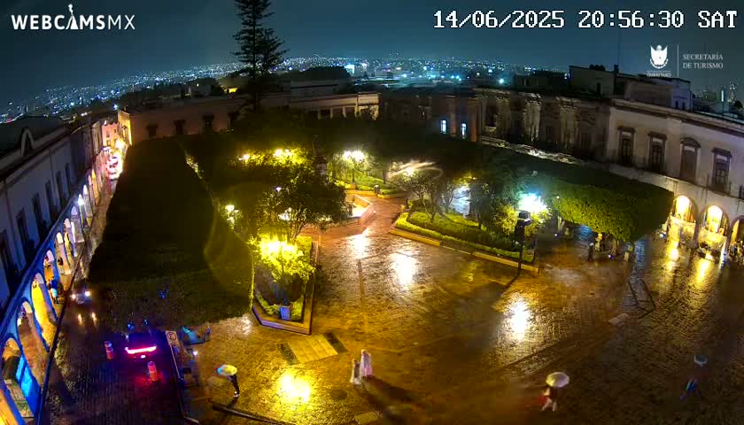 Plaza de Armas de Querétaro Square Live Cam - Santiago de Queretaro, Queretaro, Mexivo