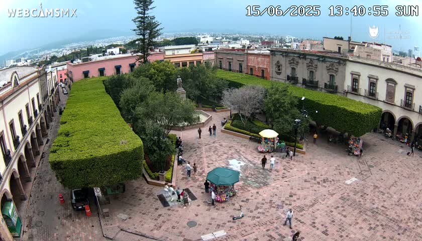 Plaza de Armas de Querétaro Square Live Cam - Santiago de Queretaro, Queretaro, Mexivo