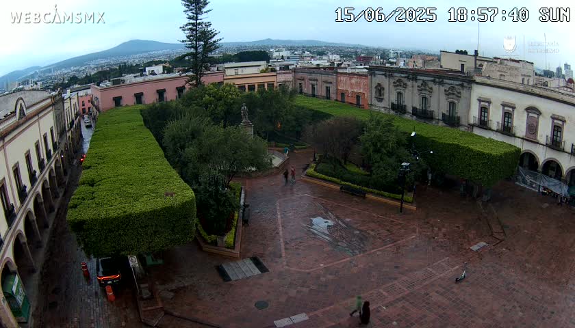 Plaza de Armas de Querétaro Square Live Cam - Santiago de Queretaro, Queretaro, Mexivo
