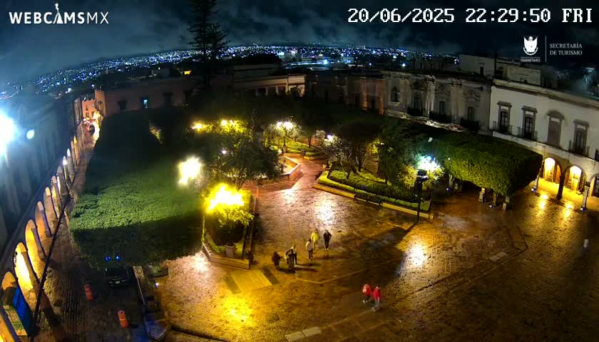 Plaza de Armas de Querétaro Square Live Cam - Santiago de Queretaro, Queretaro, Mexivo