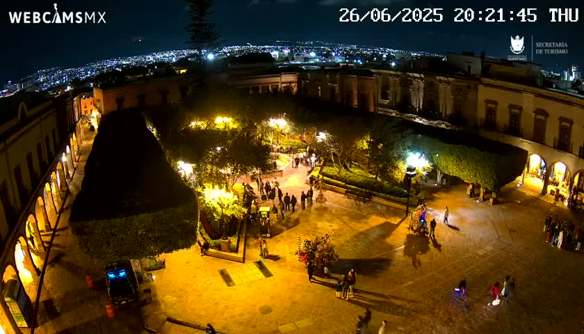 Plaza de Armas de Querétaro Square Live Cam - Santiago de Queretaro, Queretaro, Mexivo