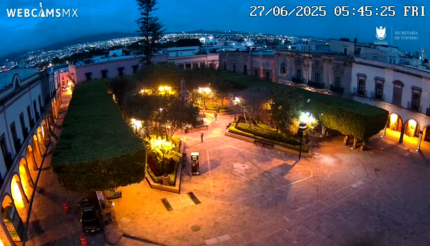 Plaza de Armas de Querétaro Square Live Cam - Santiago de Queretaro, Queretaro, Mexivo