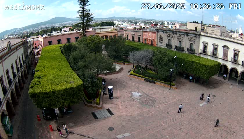 Plaza de Armas de Querétaro Square Live Cam - Santiago de Queretaro, Queretaro, Mexivo