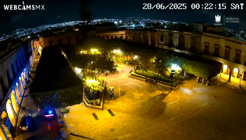 Plaza de Armas de Querétaro Square Live Cam - Santiago de Queretaro, Queretaro, Mexivo