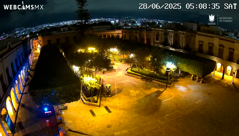 Plaza de Armas de Querétaro Square Live Cam - Santiago de Queretaro, Queretaro, Mexivo