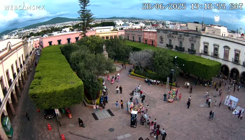 Plaza de Armas de Querétaro Square Live Cam - Santiago de Queretaro, Queretaro, Mexivo
