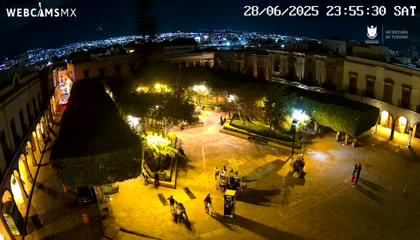 Plaza de Armas de Querétaro Square Live Cam - Santiago de Queretaro, Queretaro, Mexivo