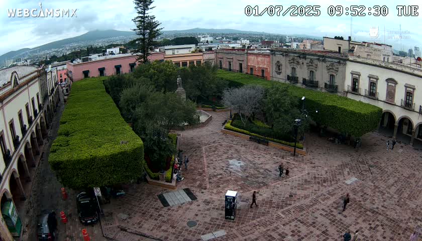 Plaza de Armas de Querétaro Square Live Cam - Santiago de Queretaro, Queretaro, Mexivo