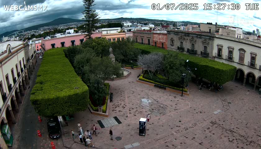 Plaza de Armas de Querétaro Square Live Cam - Santiago de Queretaro, Queretaro, Mexivo
