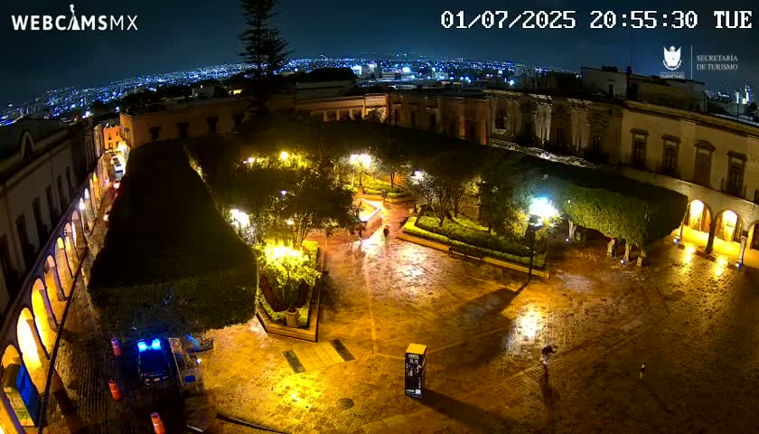 Plaza de Armas de Querétaro Square Live Cam - Santiago de Queretaro, Queretaro, Mexivo