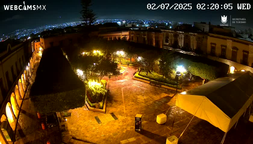 Plaza de Armas de Querétaro Square Live Cam - Santiago de Queretaro, Queretaro, Mexivo