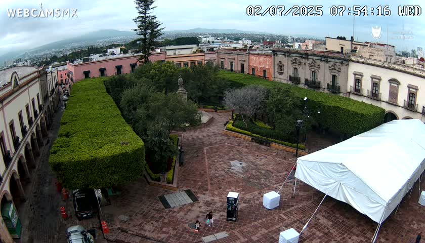 Plaza de Armas de Querétaro Square Live Cam - Santiago de Queretaro, Queretaro, Mexivo