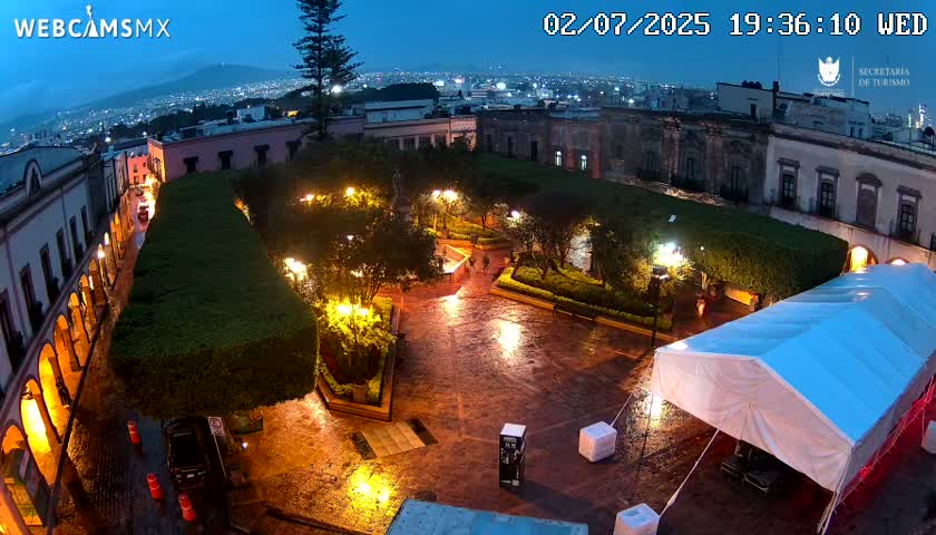 Plaza de Armas de Querétaro Square Live Cam - Santiago de Queretaro, Queretaro, Mexivo
