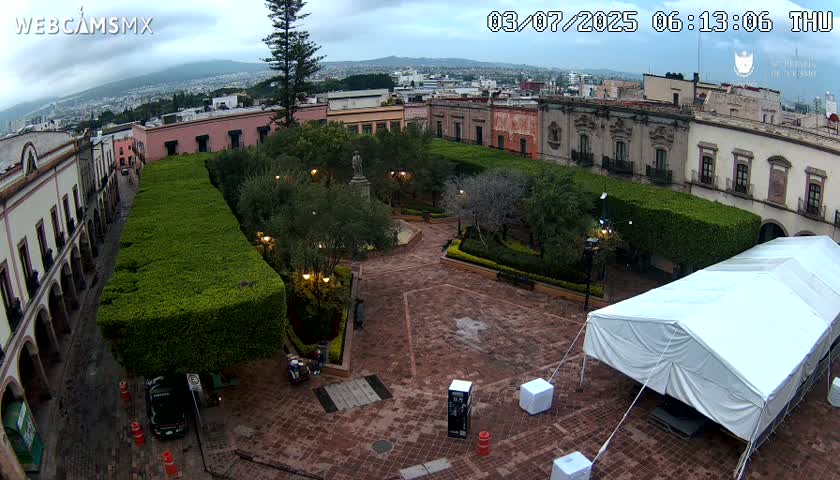 Plaza de Armas de Querétaro Square Live Cam - Santiago de Queretaro, Queretaro, Mexivo