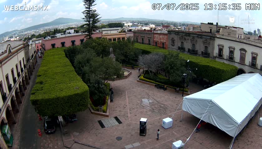 Plaza de Armas de Querétaro Square Live Cam - Santiago de Queretaro, Queretaro, Mexivo