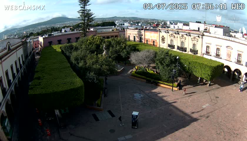 Plaza de Armas de Querétaro Square Live Cam - Santiago de Queretaro, Queretaro, Mexivo