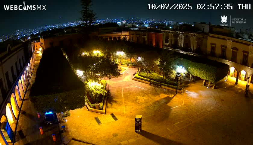 Plaza de Armas de Querétaro Square Live Cam - Santiago de Queretaro, Queretaro, Mexivo
