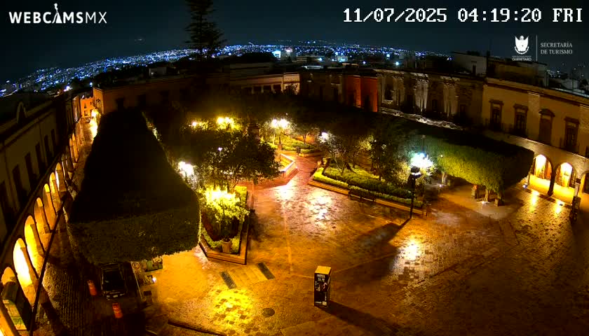 Plaza de Armas de Querétaro Square Live Cam - Santiago de Queretaro, Queretaro, Mexivo