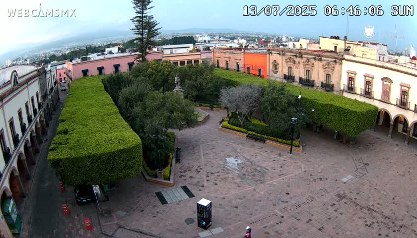 Plaza de Armas de Querétaro Square Live Cam - Santiago de Queretaro, Queretaro, Mexivo