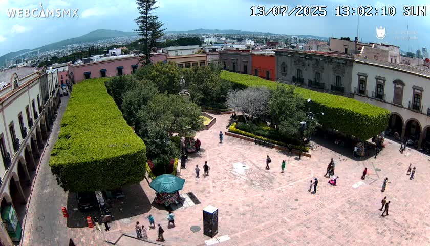 Plaza de Armas de Querétaro Square Live Cam - Santiago de Queretaro, Queretaro, Mexivo