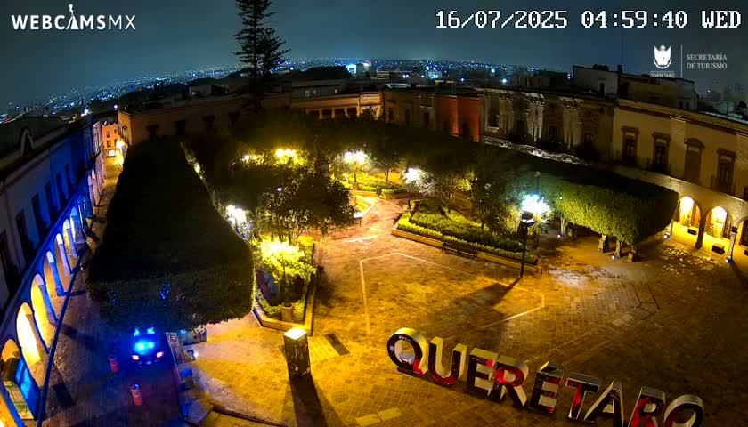 Plaza de Armas de Querétaro Square Live Cam - Santiago de Queretaro, Queretaro, Mexivo