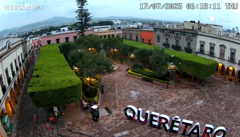 Plaza de Armas de Querétaro Square Live Cam - Santiago de Queretaro, Queretaro, Mexivo