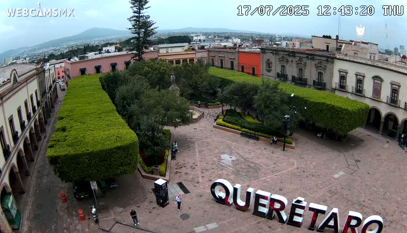 Plaza de Armas de Querétaro Square Live Cam - Santiago de Queretaro, Queretaro, Mexivo