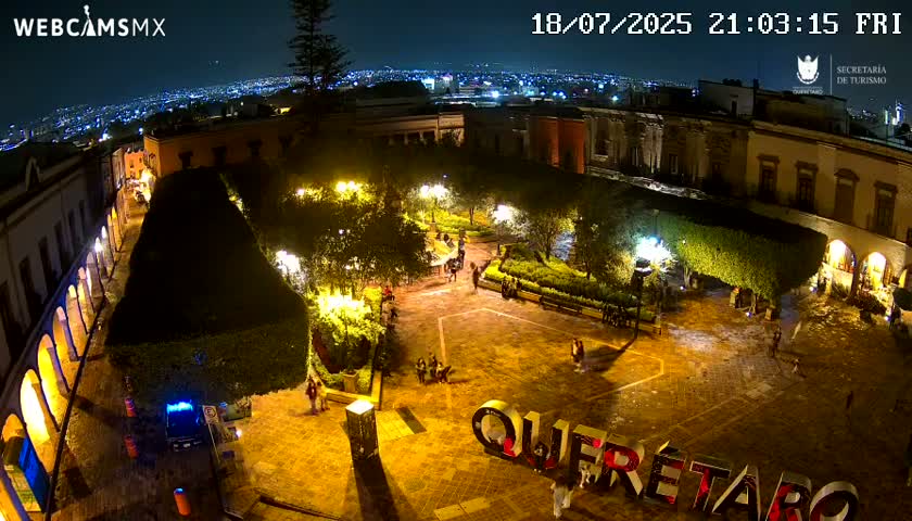 Plaza de Armas de Querétaro Square Live Cam - Santiago de Queretaro, Queretaro, Mexivo