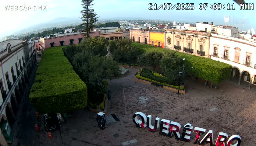 Plaza de Armas de Querétaro Square Live Cam - Santiago de Queretaro, Queretaro, Mexivo
