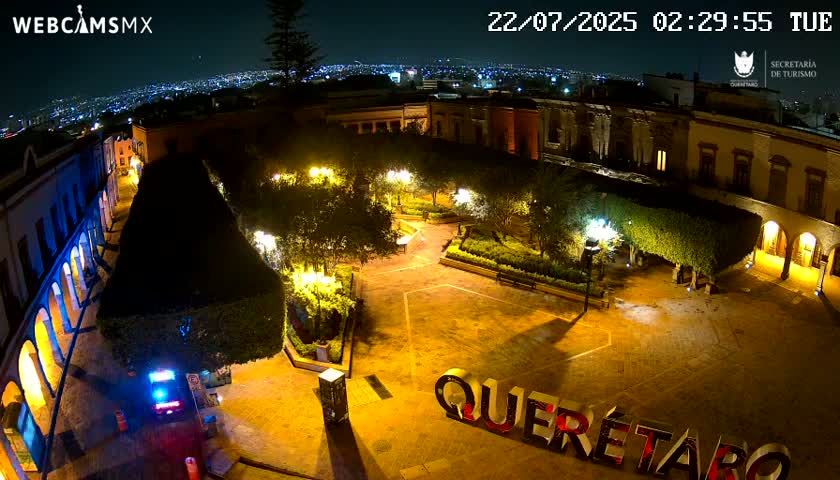 Plaza de Armas de Querétaro Square Live Cam - Santiago de Queretaro, Queretaro, Mexivo