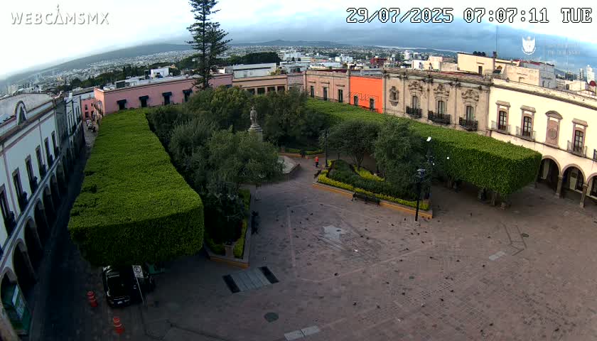 Plaza de Armas de Querétaro Square Live Cam - Santiago de Queretaro, Queretaro, Mexivo