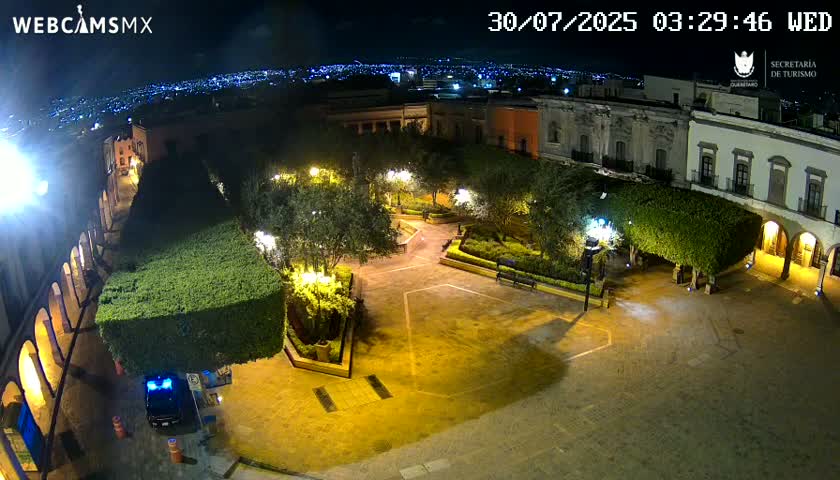 Plaza de Armas de Querétaro Square Live Cam - Santiago de Queretaro, Queretaro, Mexivo