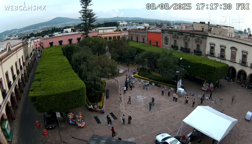 Plaza de Armas de Querétaro Square Live Cam - Santiago de Queretaro, Queretaro, Mexivo
