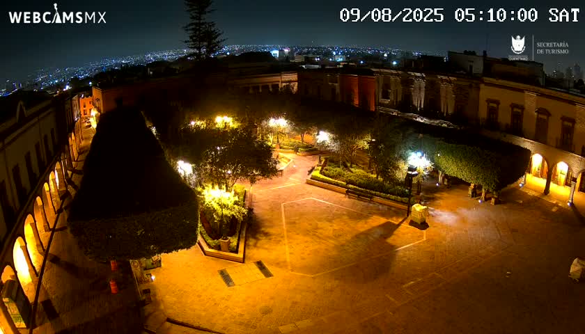 Plaza de Armas de Querétaro Square Live Cam - Santiago de Queretaro, Queretaro, Mexivo