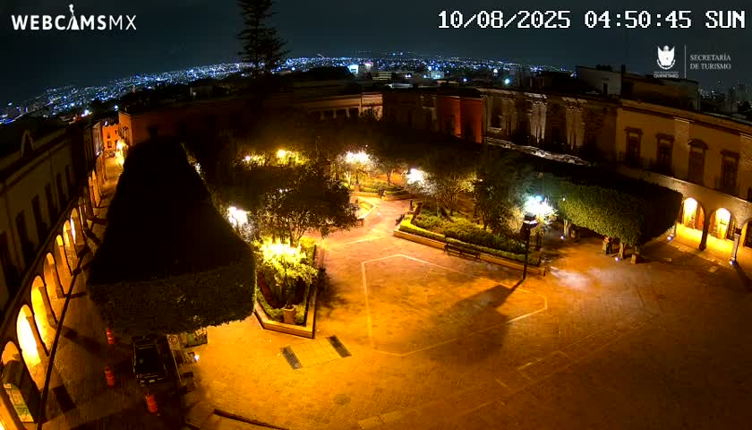 Plaza de Armas de Querétaro Square Live Cam - Santiago de Queretaro, Queretaro, Mexivo
