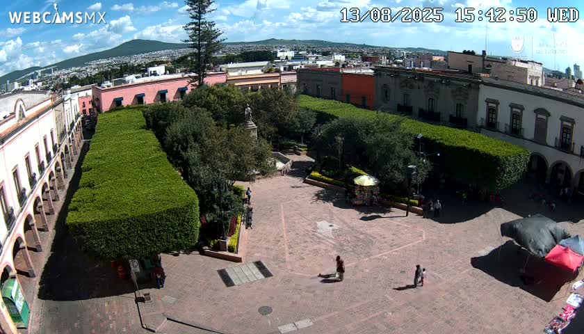 Plaza de Armas de Querétaro Square Live Cam - Santiago de Queretaro, Queretaro, Mexivo