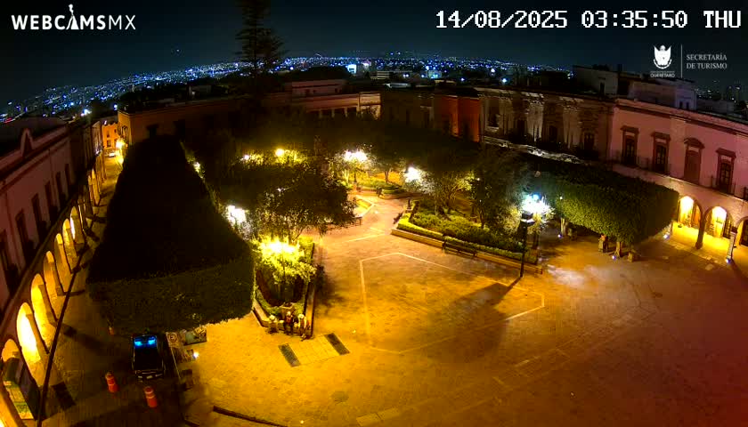 Plaza de Armas de Querétaro Square Live Cam - Santiago de Queretaro, Queretaro, Mexivo