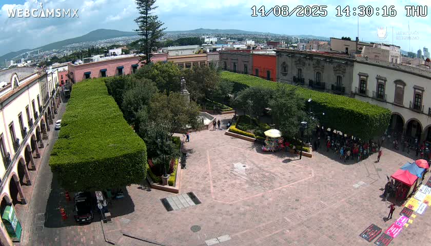 Plaza de Armas de Querétaro Square Live Cam - Santiago de Queretaro, Queretaro, Mexivo