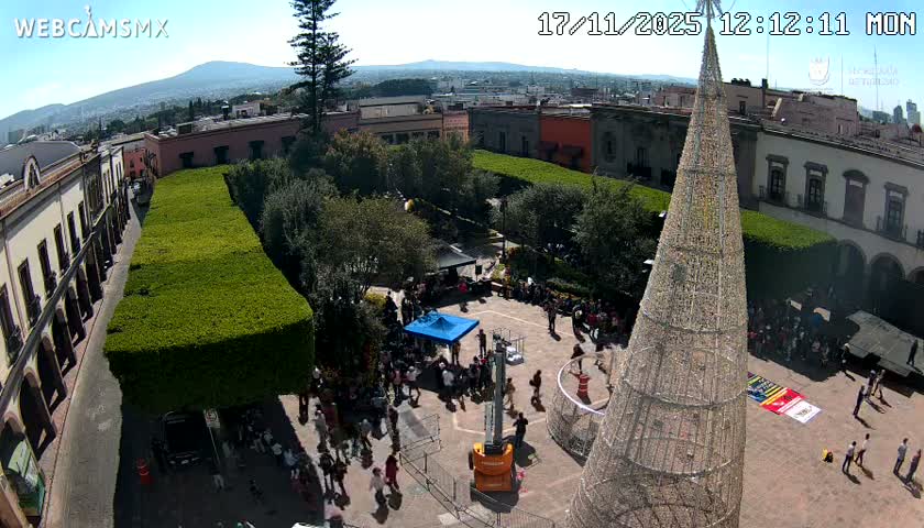 Plaza de Armas de Querétaro Square Live Cam - Santiago de Queretaro, Queretaro, Mexivo