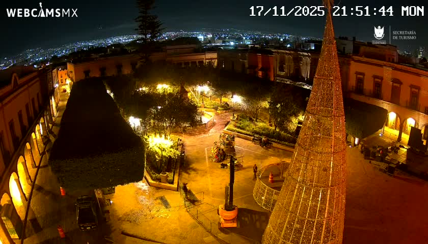 Plaza de Armas de Querétaro Square Live Cam - Santiago de Queretaro, Queretaro, Mexivo