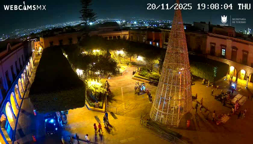 Plaza de Armas de Querétaro Square Live Cam - Santiago de Queretaro, Queretaro, Mexivo