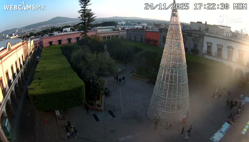 Plaza de Armas de Querétaro Square Live Cam - Santiago de Queretaro, Queretaro, Mexivo