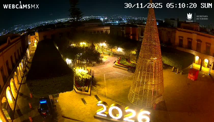Plaza de Armas de Querétaro Square Live Cam - Santiago de Queretaro, Queretaro, Mexivo