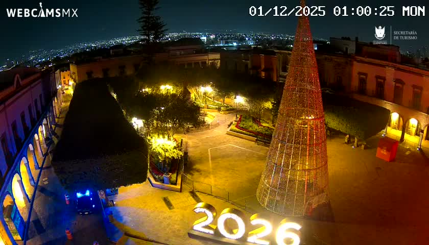 Plaza de Armas de Querétaro Square Live Cam - Santiago de Queretaro, Queretaro, Mexivo